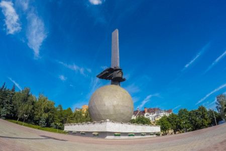 Памятник Гагарину 1